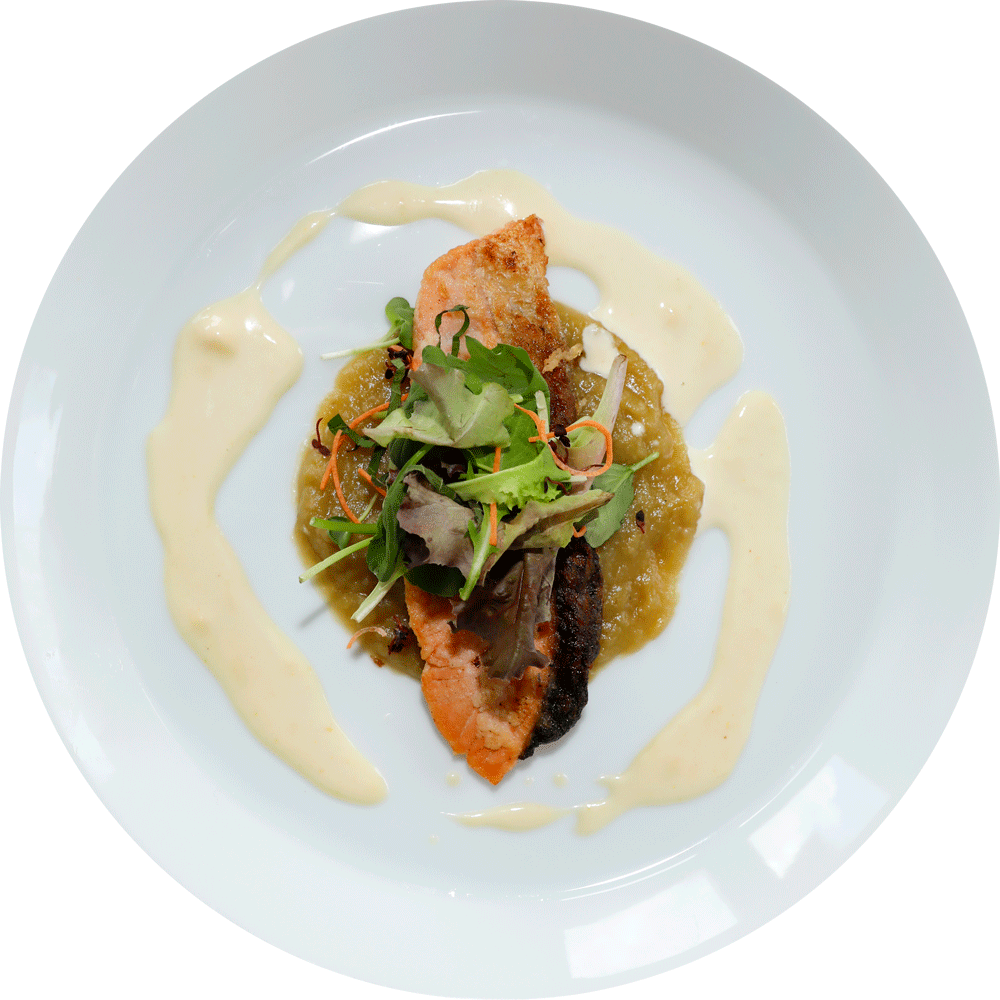 アトランティックサーモンのポワレと焼き茄子 ハーブ入りサラダ仕立て 足助しろたまりバターソース
